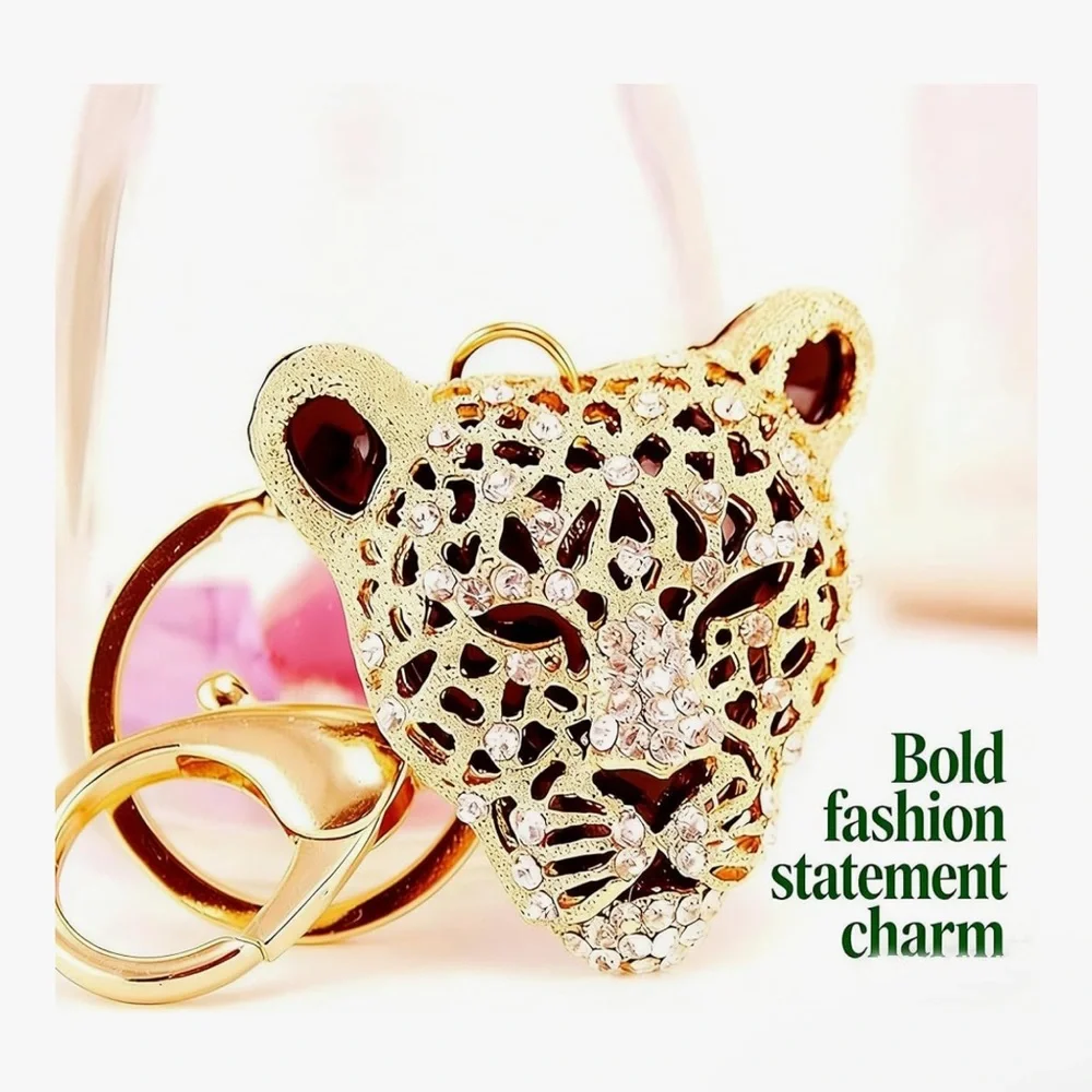 🆕 Gold Leopard Keychain – Rhinestone Cheetah Head Charm for Purse